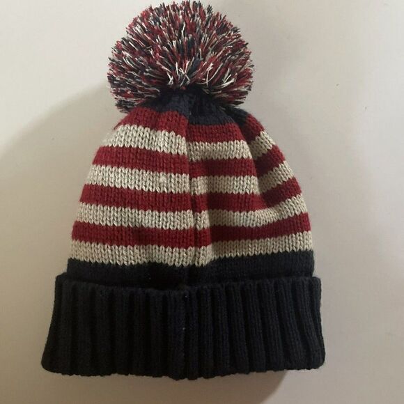 stars and stripes puffball winter beanie - Picture 2 of 2
